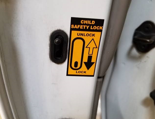 SAFETY ADVISORY AGAINST CAR KIDNAPPING AIDED VIA THE USE OF CHILD LOCK FEATURE IN A CAR